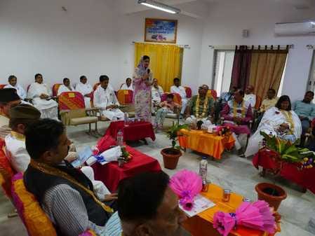 सिरोही। ब्रह्माकुमारी संस्थान में रॉयल फैमिली स्प्रीचुअल रिट्रीट के  दूसरे दिन विभिन्न कार्यक्र