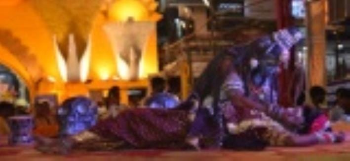 पत्रकारपुरम चौराहे के पास गणेशोत्सव में शुक्रवार को नवदुर्गा नृत्य नाटिका का मंचन किया गया। पत्रकारपुरम चौराहे के पास गणेशोत्सव में शुक्रवार को नवदुर्गा नृत्य नाटिका का मंचन किया गया।