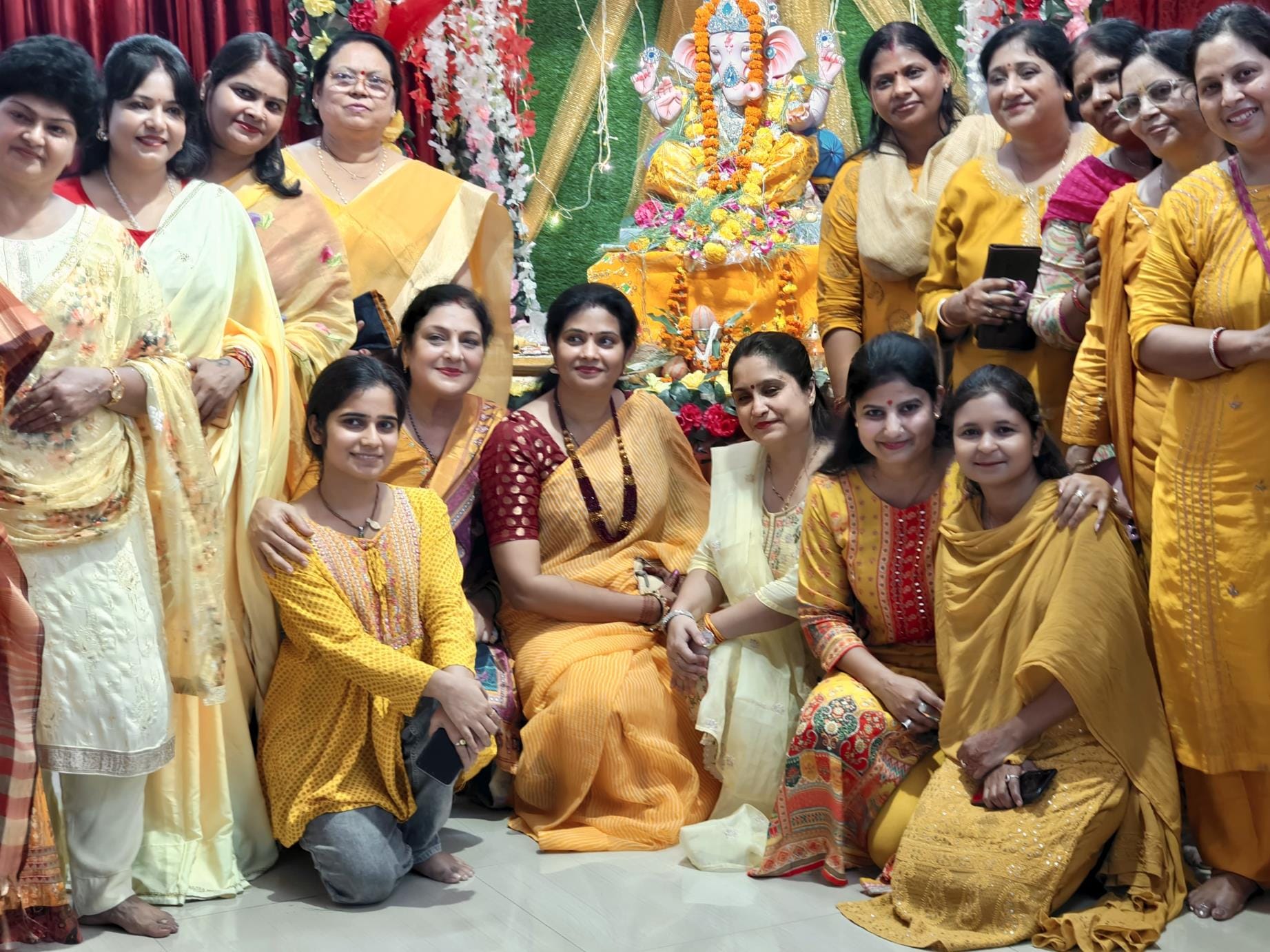 शनिवार को विभिन्न पंडालों में गणपति की विधि-विधान से पूजा, आरती और सांस्कृतिक कार्यक्रमों का आय शनिवार को विभिन्न पंडालों में गणपति की विधि-विधान से पूजा, आरती और सांस्कृतिक कार्यक्रमों का आय