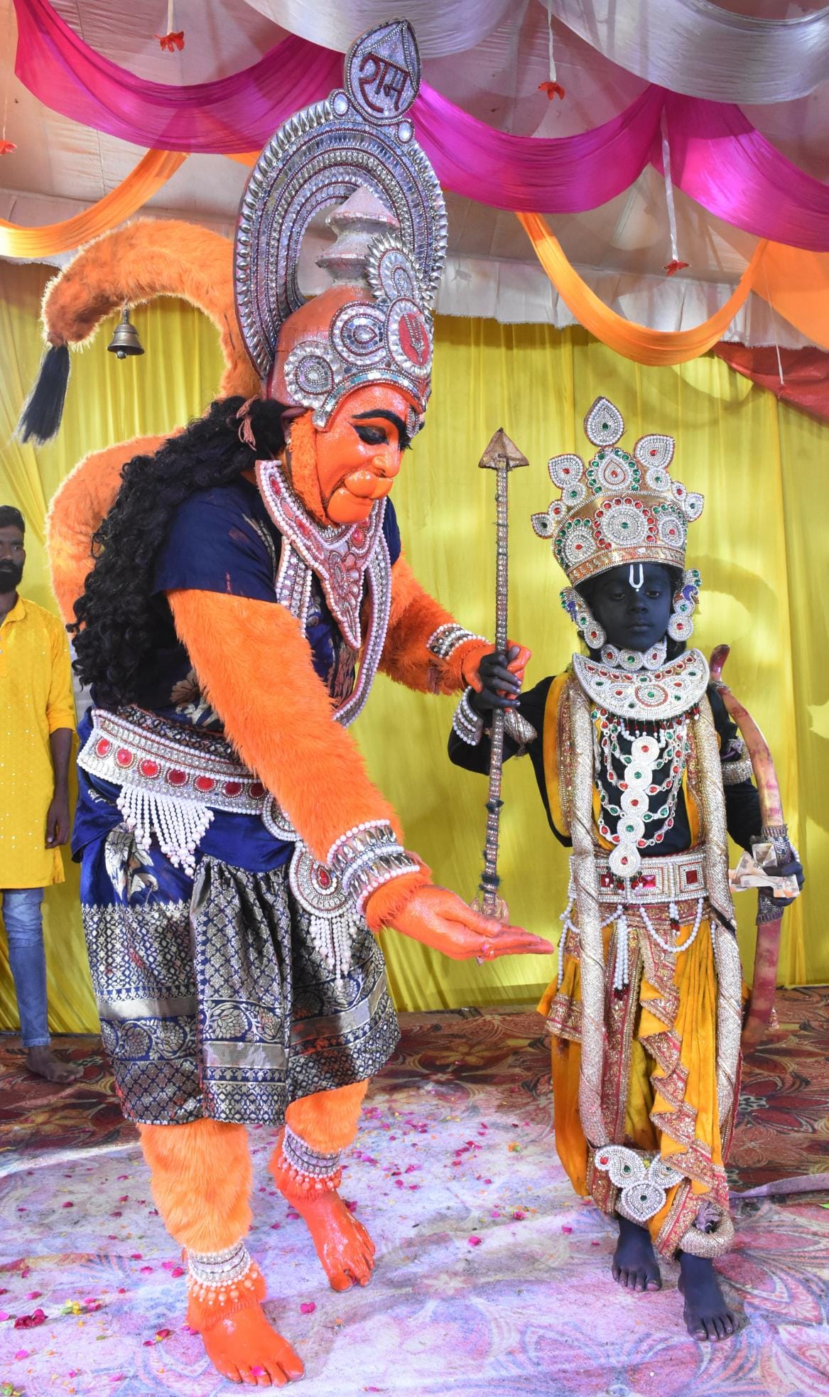 शनिवार को विभिन्न पंडालों में गणपति की विधि-विधान से पूजा, आरती और सांस्कृतिक कार्यक्रमों का आय शनिवार को विभिन्न पंडालों में गणपति की विधि-विधान से पूजा, आरती और सांस्कृतिक कार्यक्रमों का आय