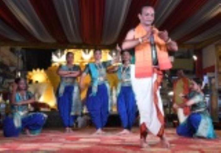शनिवार को विभिन्न पंडालों में गणपति की विधि-विधान से पूजा, आरती और सांस्कृतिक कार्यक्रमों का आय शनिवार को विभिन्न पंडालों में गणपति की विधि-विधान से पूजा, आरती और सांस्कृतिक कार्यक्रमों का आय