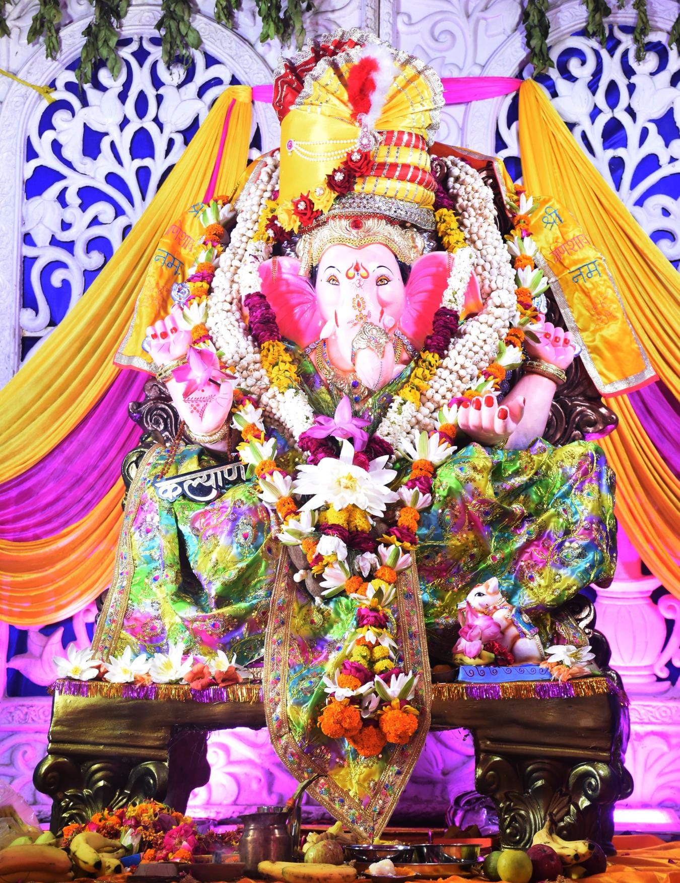 शनिवार को विभिन्न पंडालों में गणपति की विधि-विधान से पूजा, आरती और सांस्कृतिक कार्यक्रमों का आय शनिवार को विभिन्न पंडालों में गणपति की विधि-विधान से पूजा, आरती और सांस्कृतिक कार्यक्रमों का आय