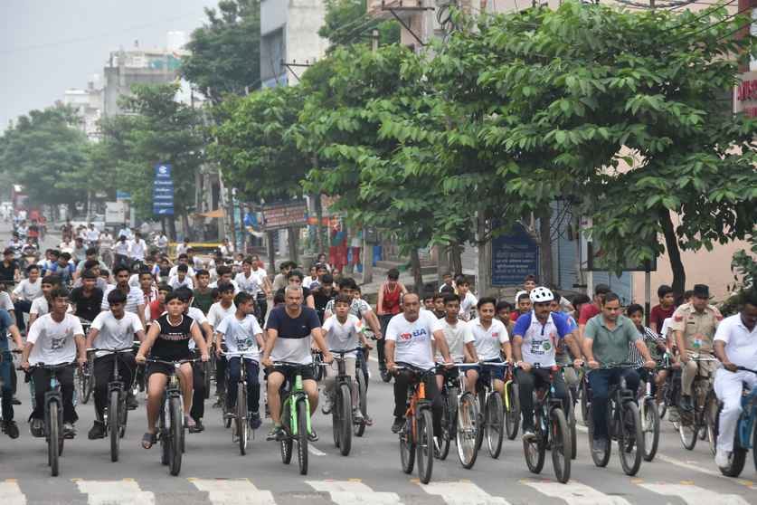 08 कैथल। चौधरी छोटू राम इंडोर स्टेडियम में हॉकी के जादूगर मेजर ध्यानचंद की जयंती के उपलक्ष्य मे 08 कैथल। चौधरी छोटू राम इंडोर स्टेडियम में हॉकी के जादूगर मेजर ध्यानचंद की जयंती के उपलक्ष्य मे