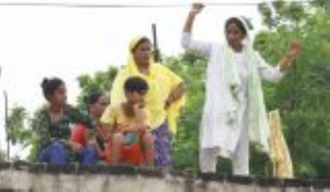 बेहटा में धमाका : दिखा हादसे का खौफनाक मंजर बेहटा में धमाका : दिखा हादसे का खौफनाक मंजर