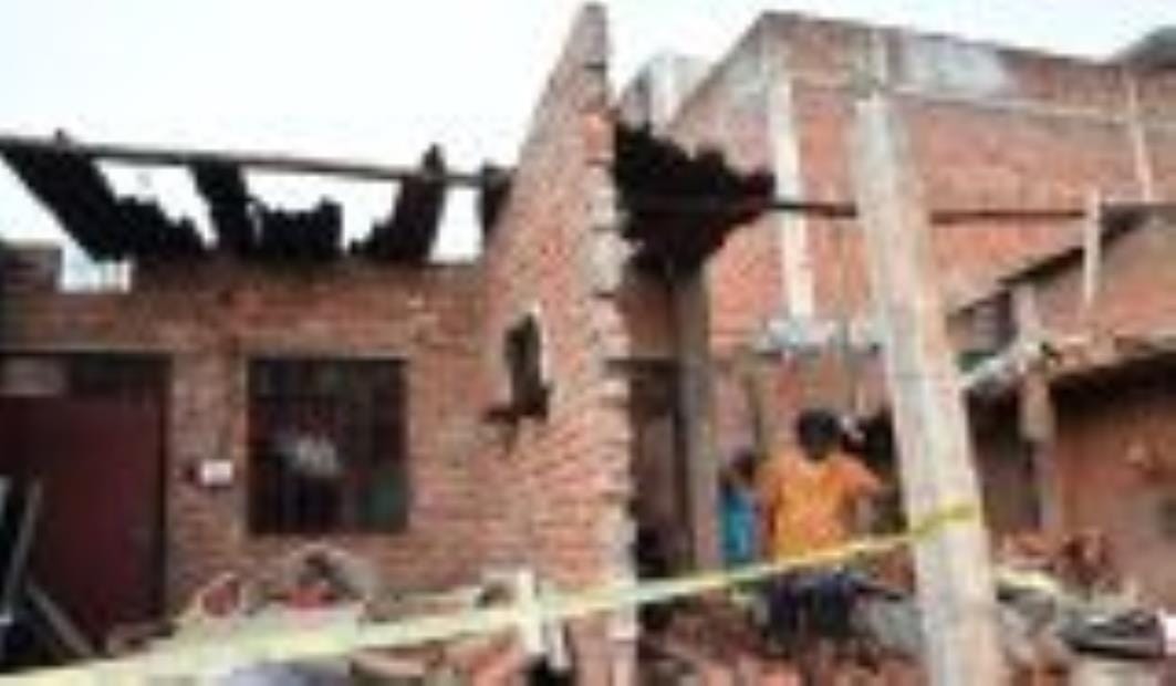 बेहटा में धमाका : दिखा हादसे का खौफनाक मंजर बेहटा में धमाका : दिखा हादसे का खौफनाक मंजर