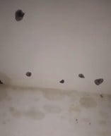 मारहरा में गिरी गोदाम की छत। संवाद मारहरा में गिरी गोदाम की छत। संवाद