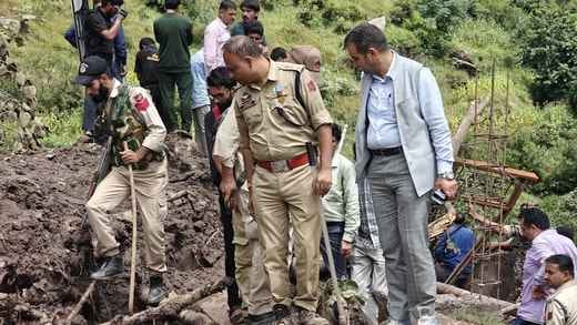 राजगढ़ में बादल फटना: एक परिवार बिखर गया, सपने मलबे में दब गए