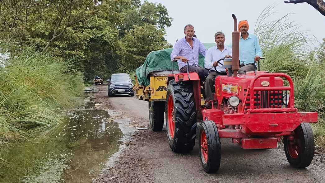 उफान पर आई गंगा नदी स्रोत संवाद उफान पर आई गंगा नदी स्रोत संवाद