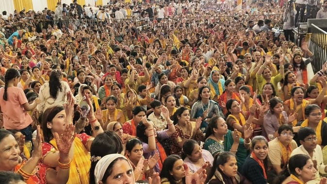 26... तरावड़ी श्री खाटू श्याम लखदातार परिवार चैरिटेबल ट्रस्ट की ओर से आयोजित संकीर्तन में बाबा 