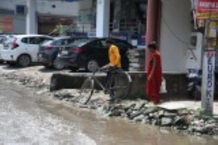 बारिश के चलते शहर के विभिन्न इलाकों में हुआ जलभराव। 
