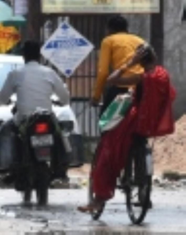 बारिश के चलते शहर के विभिन्न इलाकों में हुआ जलभराव। 