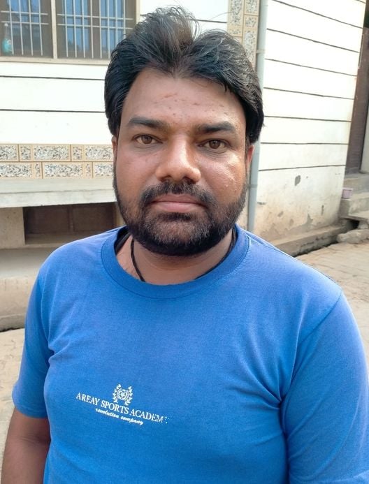 फोटाे संख्या:65- यादव धर्मशाला के पास बिजली फाल्ट ठीक करते बिजली कर्मचारी--संवाद फोटाे संख्या:65- यादव धर्मशाला के पास बिजली फाल्ट ठीक करते बिजली कर्मचारी--संवाद