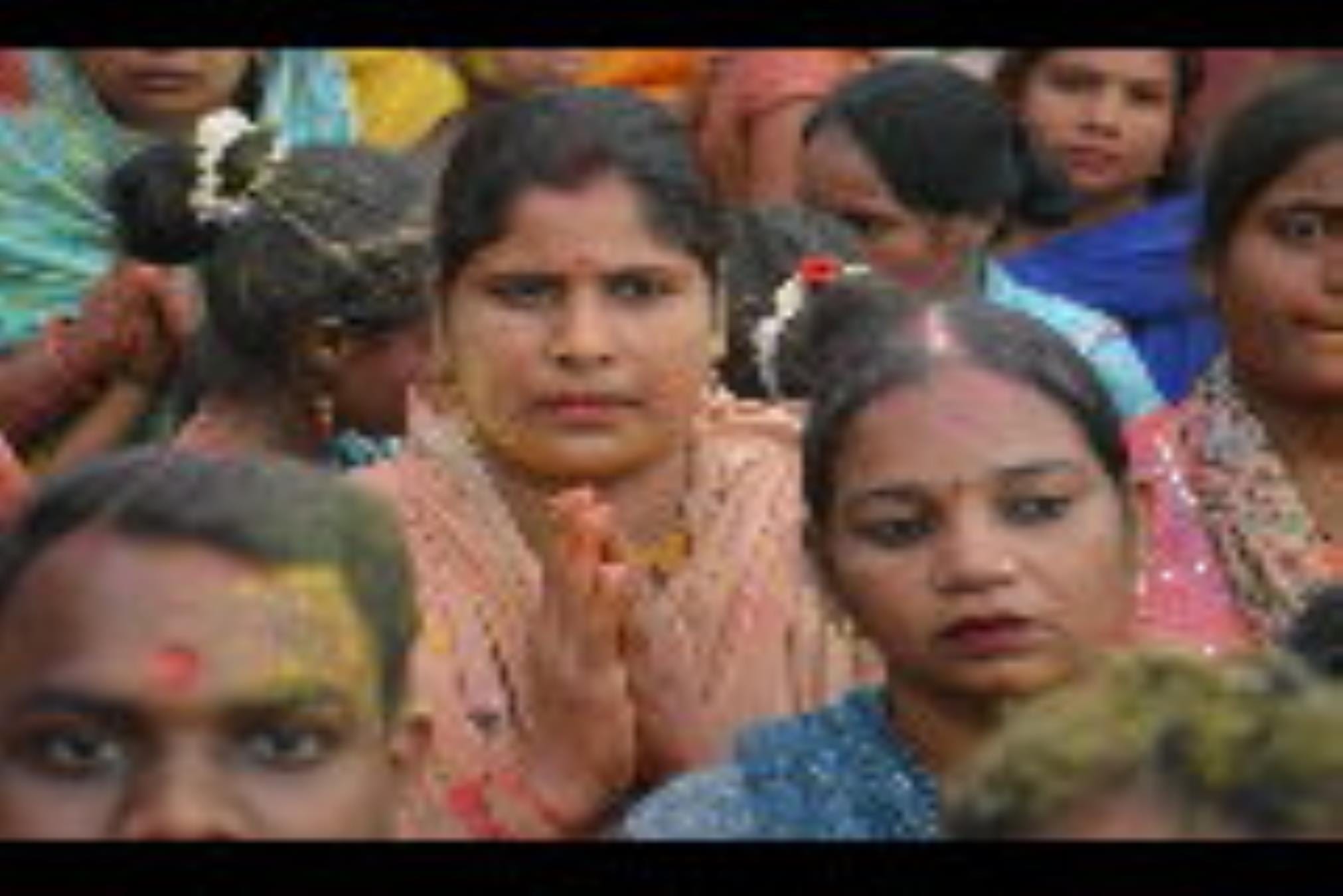 कुड़ियाघाट, झूलेलाल घाट और खाटू श्याम घाट पर भी बड़ी संख्या में लोग अपने घरों में स्थापित गणपति कुड़ियाघाट, झूलेलाल घाट और खाटू श्याम घाट पर भी बड़ी संख्या में लोग अपने घरों में स्थापित गणपति