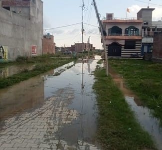 खन्नौत नदी में बढ़ रहा जलस्तर। संवाद खन्नौत नदी में बढ़ रहा जलस्तर। संवाद