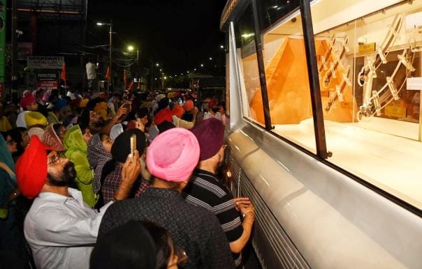 सिखों के नौवें गुरु तेग बहादुर साहिब के 350वें शहीदी पर्व के उपलक्ष्य में असम से निकली शहीदी या
