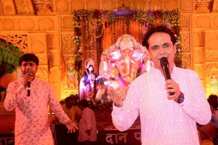  श्री गणेश प्राकट्य कमेटी की ओर से झूलेलाल वाटिका के निकट चल रहे गणेशोत्सव के सातवें दिन मंगलवा