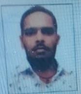 हादसे के बाद जमा सड़क जाम करते स्थानीय लोग। हादसे के बाद जमा सड़क जाम करते स्थानीय लोग।