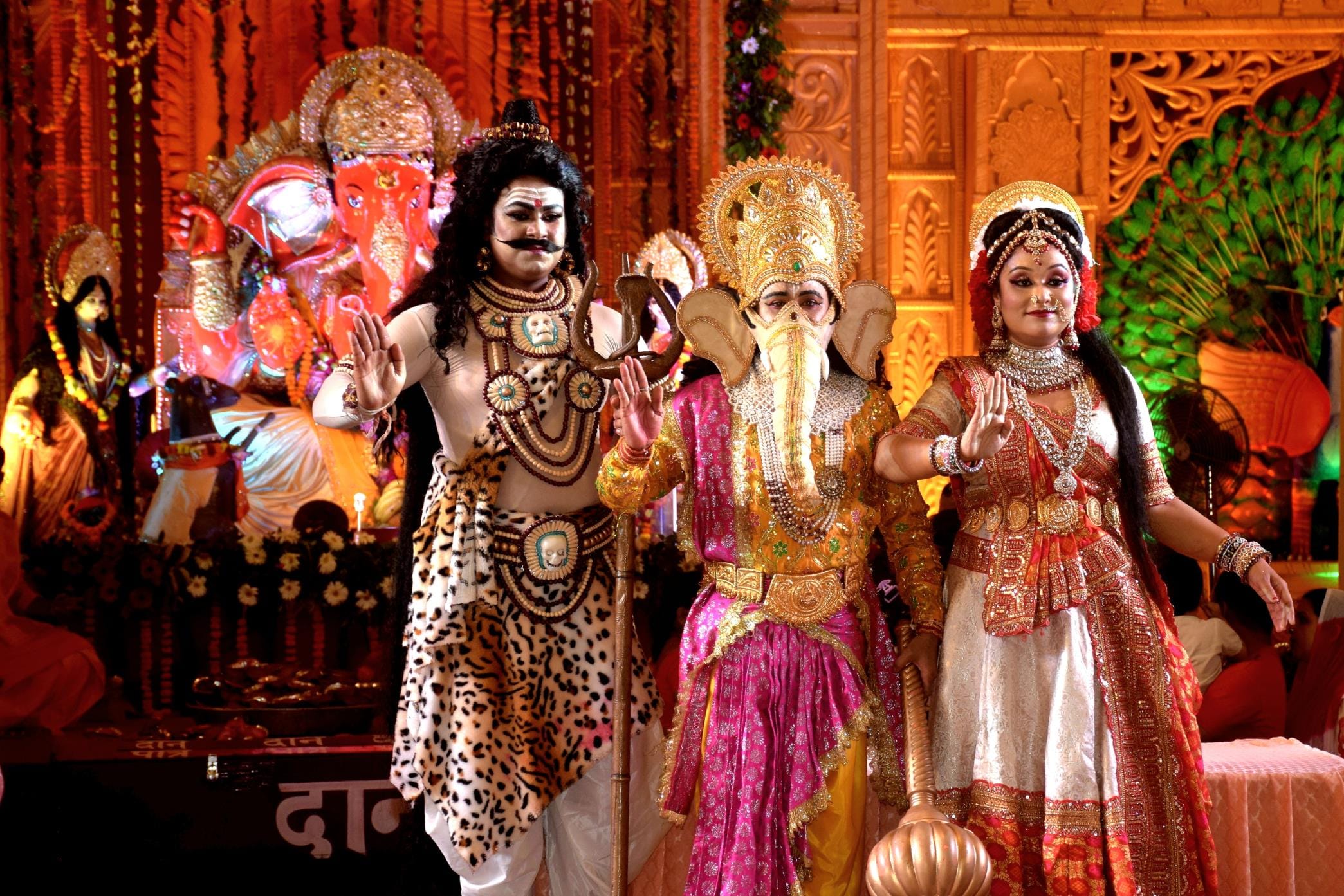 झूलेलाल वाटिका में बुधवार को सांस्कृतिक प्रस्तुतियों का अनूठा संगम देखने को मिला। हीवेट रोड, शि