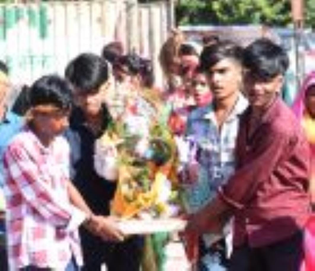 झूलेलाल वाटिका में बुधवार को सांस्कृतिक प्रस्तुतियों का अनूठा संगम देखने को मिला। हीवेट रोड, शि
