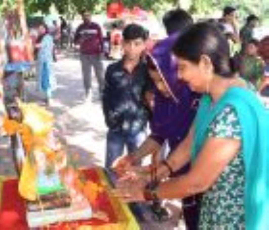 झूलेलाल वाटिका में बुधवार को सांस्कृतिक प्रस्तुतियों का अनूठा संगम देखने को मिला। हीवेट रोड, शि