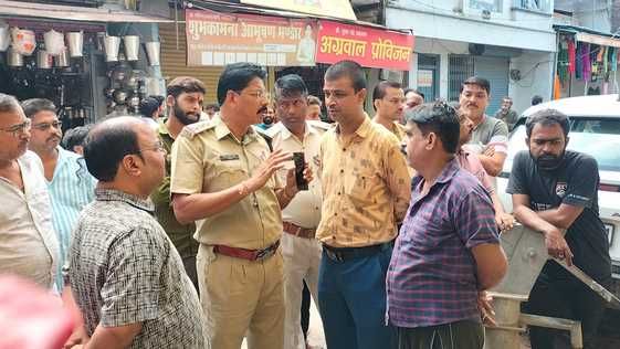 अमरपाटन में हुई 30 लाख की चोरी