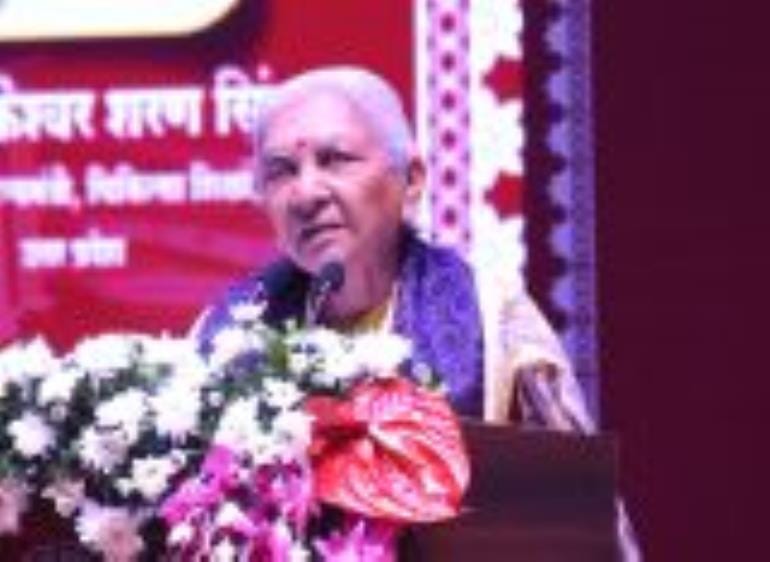 अटल बिहारी वाजपेई मेडिकल यूनिवर्सिटी में प्रथम दीक्षांत समारोह में मौजूद राज्यपाल आनंदी बेन पटे अटल बिहारी वाजपेई मेडिकल यूनिवर्सिटी में प्रथम दीक्षांत समारोह में मौजूद राज्यपाल आनंदी बेन पटे