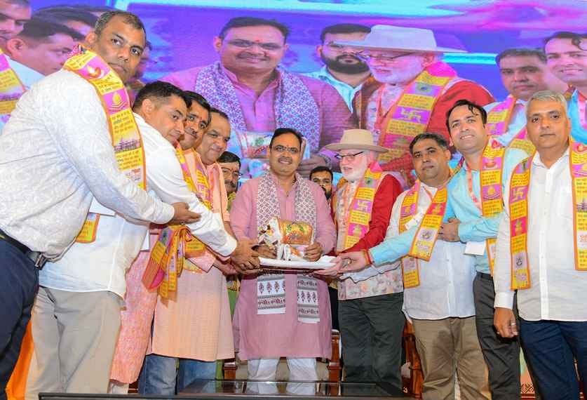 जयपुर में आयोजित वैश्विक गौ महाकुंभ में मुख्यमंत्री भजनलाल शर्मा ने किया शुभारंभ