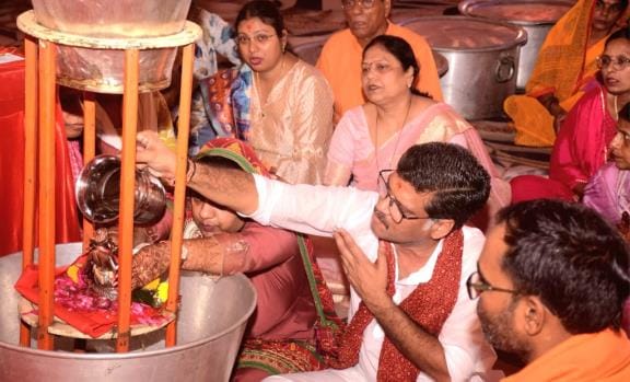श्री गणेश प्राकट्य कमेटी की ओर से झूलेलाल वाटिका में चल रहे गणेशोत्सव में शुक्रवार को भगवान गणे श्री गणेश प्राकट्य कमेटी की ओर से झूलेलाल वाटिका में चल रहे गणेशोत्सव में शुक्रवार को भगवान गणे