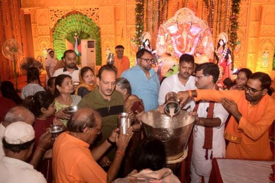श्री गणेश प्राकट्य कमेटी की ओर से झूलेलाल वाटिका में चल रहे गणेशोत्सव में शुक्रवार को भगवान गणे श्री गणेश प्राकट्य कमेटी की ओर से झूलेलाल वाटिका में चल रहे गणेशोत्सव में शुक्रवार को भगवान गणे