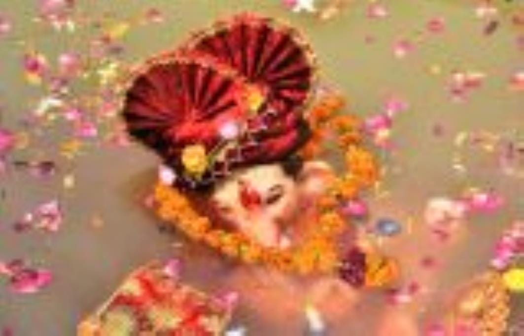 दस दिन तक घरों, पंडालों में विराजे विघ्नहर्ता को विदा करने के लिए झूलेलाल, कुड़ियाघाट पर आस्था दस दिन तक घरों, पंडालों में विराजे विघ्नहर्ता को विदा करने के लिए झूलेलाल, कुड़ियाघाट पर आस्था