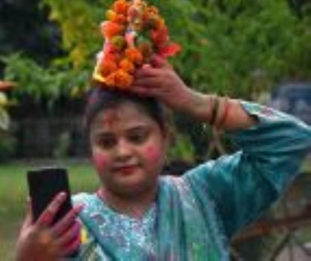 दस दिन तक घरों, पंडालों में विराजे विघ्नहर्ता को विदा करने के लिए झूलेलाल, कुड़ियाघाट पर आस्था दस दिन तक घरों, पंडालों में विराजे विघ्नहर्ता को विदा करने के लिए झूलेलाल, कुड़ियाघाट पर आस्था