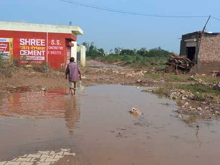 राम करण। राम करण।