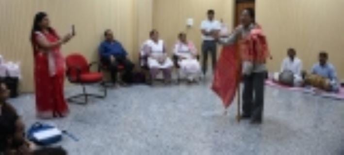 भारतेंदु नाट्य अकादमी में द्वितीय वर्ष के विद्यार्थियों को लोक गायिका पद्मश्री मालिनी अवस्थी क भारतेंदु नाट्य अकादमी में द्वितीय वर्ष के विद्यार्थियों को लोक गायिका पद्मश्री मालिनी अवस्थी क