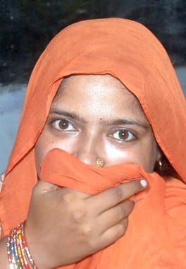 एनटीआई स्थित बाढ़ राहत शिविर में ठहरे पीड़ित। संवाद एनटीआई स्थित बाढ़ राहत शिविर में ठहरे पीड़ित। संवाद