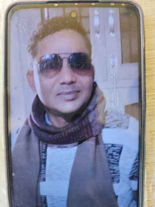 लावड़- इसी ट्रैक्टर ट्रॉली से टकराई बबलू की बाइक। स्रोत : संवाद लावड़- इसी ट्रैक्टर ट्रॉली से टकराई बबलू की बाइक। स्रोत : संवाद