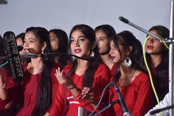09jjrp03- राजकीय नेहरू कॉलेज में आयोतित प्रतिभा खोज प्रतियोगिता में नृत्य करती छात्रा। स्रोत-कॉ 09jjrp03- राजकीय नेहरू कॉलेज में आयोतित प्रतिभा खोज प्रतियोगिता में नृत्य करती छात्रा। स्रोत-कॉ