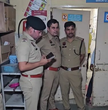 81... मौके पर पड़ा गोली का खोल स्वयं 81... मौके पर पड़ा गोली का खोल स्वयं