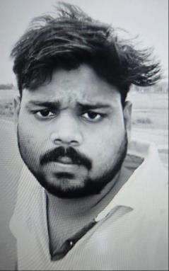 नाले से मिला शनि का शव। नाले से मिला शनि का शव।