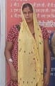 शाहजहांपुर पोस्टमॉर्टम हाउस पर बैठे सोनी उर्फ सुनीता के परिजन। स्रोत: जागरूक पाठक शाहजहांपुर पोस्टमॉर्टम हाउस पर बैठे सोनी उर्फ सुनीता के परिजन। स्रोत: जागरूक पाठक