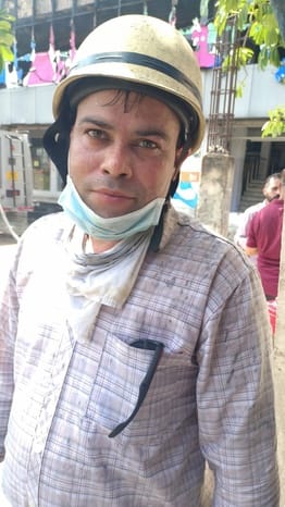 दमकल विभाग के कर्मचारी वचन सिंह। संवाद दमकल विभाग के कर्मचारी वचन सिंह। संवाद