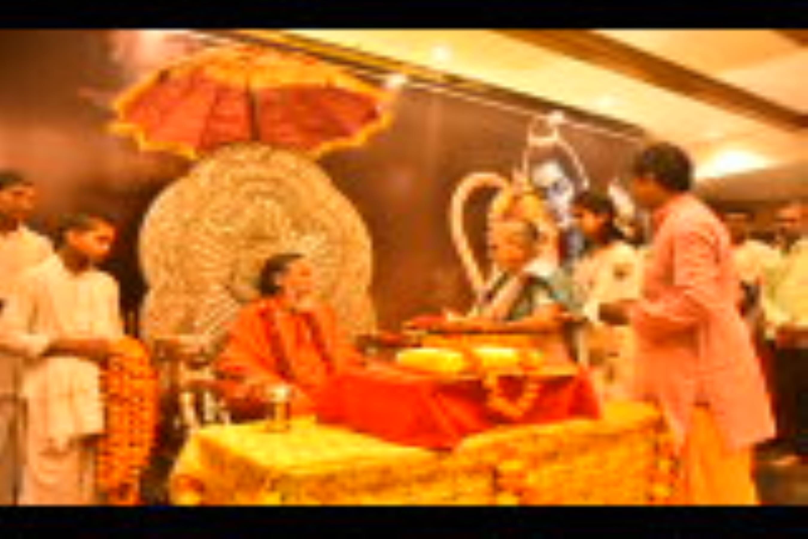 आशियाना चांसलर क्लब में वेदांत सत्संग आश्रम में अनंतश्री महामंडलेश्वर स्वामी अभयनानंद सरस्वती आशियाना चांसलर क्लब में वेदांत सत्संग आश्रम में अनंतश्री महामंडलेश्वर स्वामी अभयनानंद सरस्वती