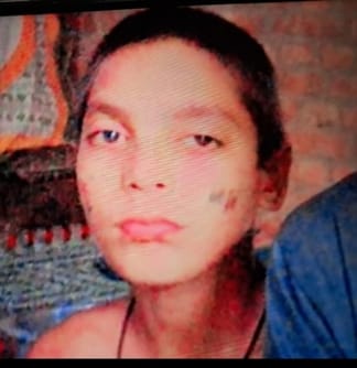 बिजनौर में गंगा बैराज के तटबंध काम कर रहे ग्रामीणों से वार्ता करते जिला पंचायत अध्यक्ष चौधरी सा बिजनौर में गंगा बैराज के तटबंध काम कर रहे ग्रामीणों से वार्ता करते जिला पंचायत अध्यक्ष चौधरी सा