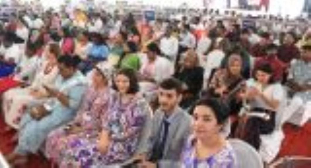 लखनऊ विश्वविद्यालय के ऐतिहासिक कला प्रांगण के मैदान में आयोजित 68वें दीक्षांत समारोह में पदक पा लखनऊ विश्वविद्यालय के ऐतिहासिक कला प्रांगण के मैदान में आयोजित 68वें दीक्षांत समारोह में पदक पा