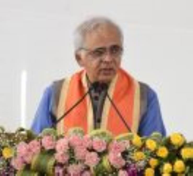 लखनऊ विश्वविद्यालय के ऐतिहासिक कला प्रांगण के मैदान में आयोजित 68वें दीक्षांत समारोह में पदक पा लखनऊ विश्वविद्यालय के ऐतिहासिक कला प्रांगण के मैदान में आयोजित 68वें दीक्षांत समारोह में पदक पा