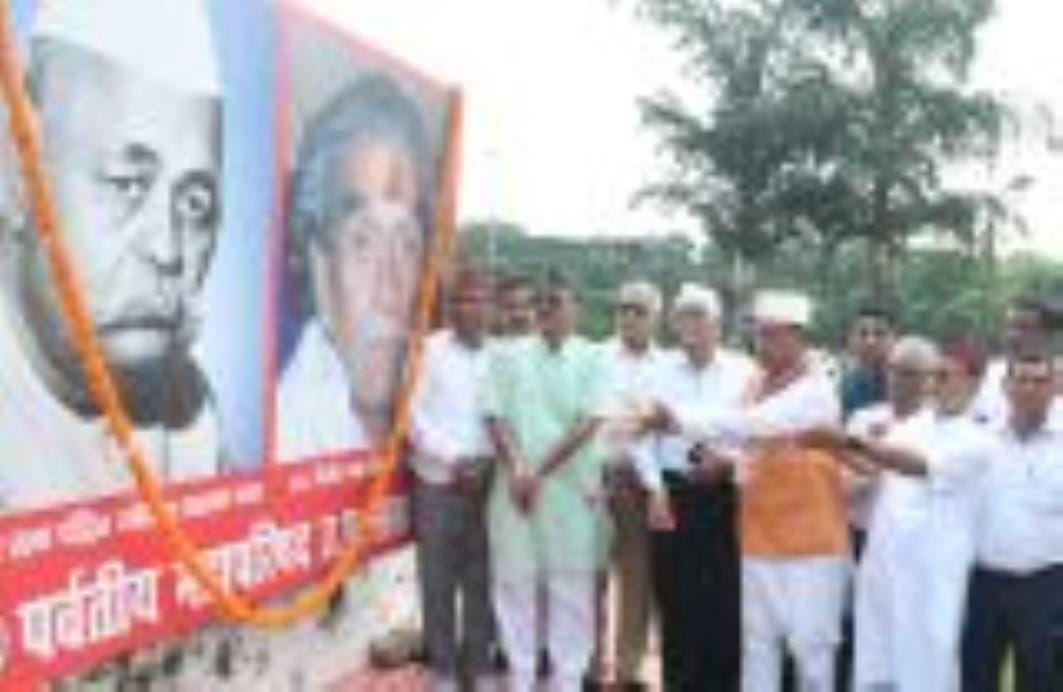 उत्तराखंड महापरिषद और पर्वतीय महापरिषद की ओर से बुधवार को भारत रत्न पं. गोविंद वल्लभ पंत की 138 उत्तराखंड महापरिषद और पर्वतीय महापरिषद की ओर से बुधवार को भारत रत्न पं. गोविंद वल्लभ पंत की 138