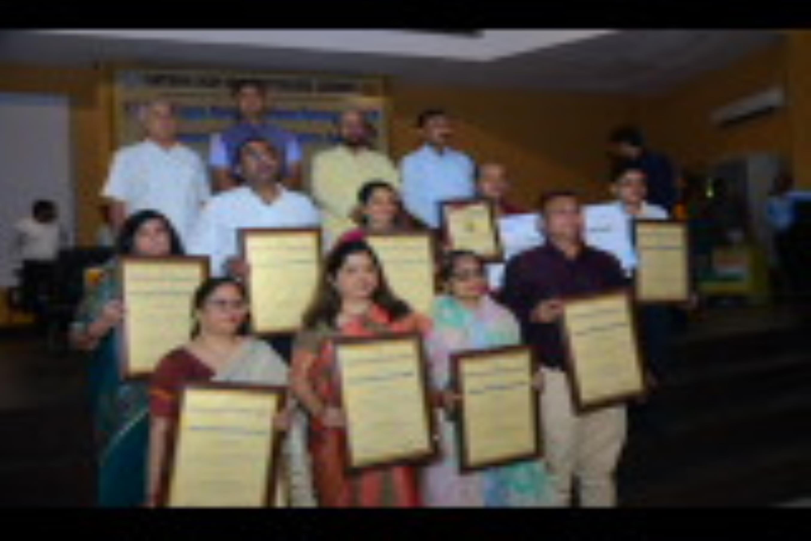नेशनल पीजी कॉलेज में बृहस्पतिवार को ‘सीबी गुप्ता सम्मान’ और ऑनरेरी शिक्षक एक्सिलेंस सम्मान समार