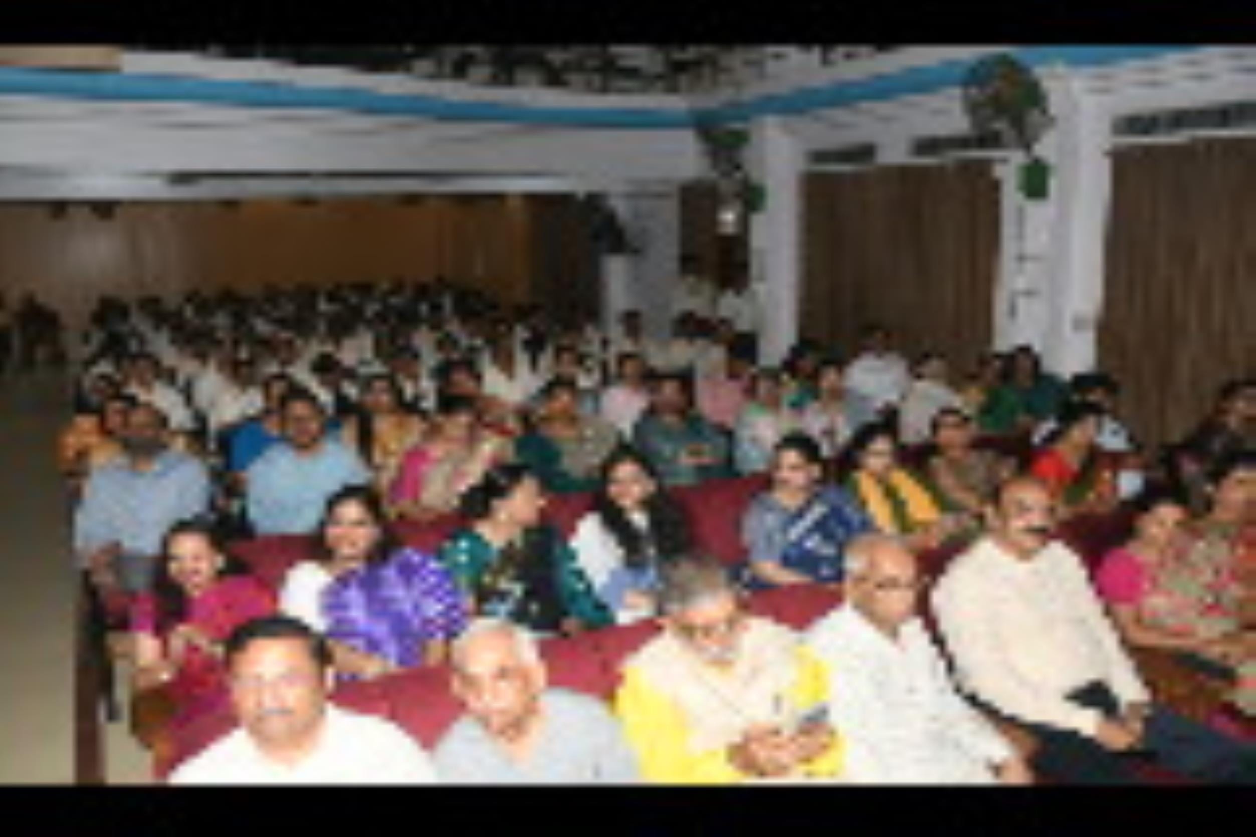 नेशनल पीजी कॉलेज में बृहस्पतिवार को ‘सीबी गुप्ता सम्मान’ और ऑनरेरी शिक्षक एक्सिलेंस सम्मान समार