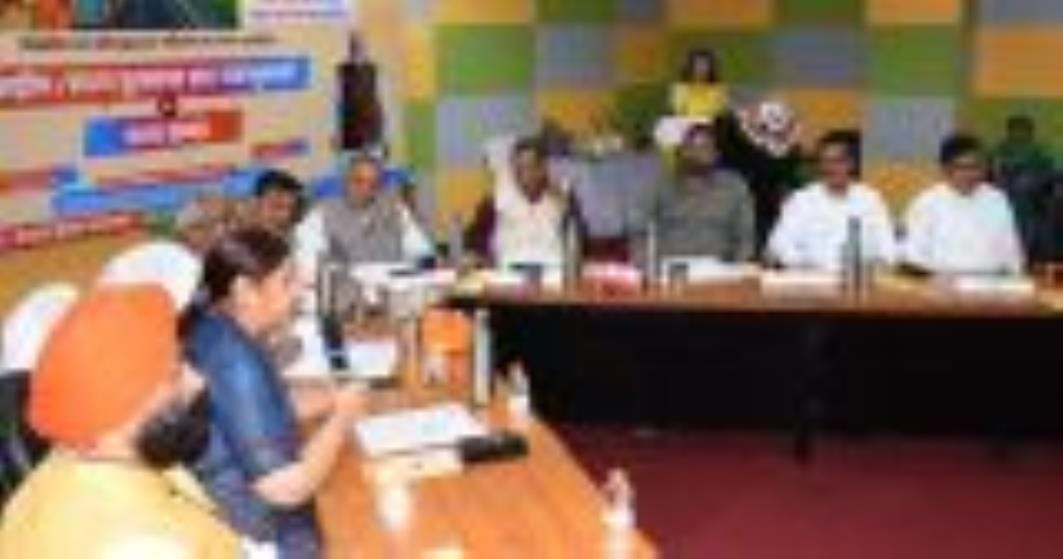 प्रधानमंत्री के विजन विकसित भारत 2047 और मुख्यमंत्री के समर्थ उत्तर प्रदेश अभियान को आगे बढ़ाने प्रधानमंत्री के विजन विकसित भारत 2047 और मुख्यमंत्री के समर्थ उत्तर प्रदेश अभियान को आगे बढ़ाने