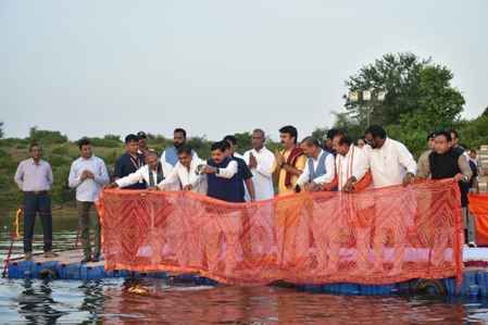 वॉटर एडवेंचर का भी मुख्यमंत्री डॉ.यादव ने किया शुभारंभ
