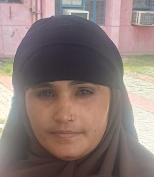 बागपत के जिला अस्पताल में लगी मरीजों की भीड़। संवाद बागपत के जिला अस्पताल में लगी मरीजों की भीड़। संवाद